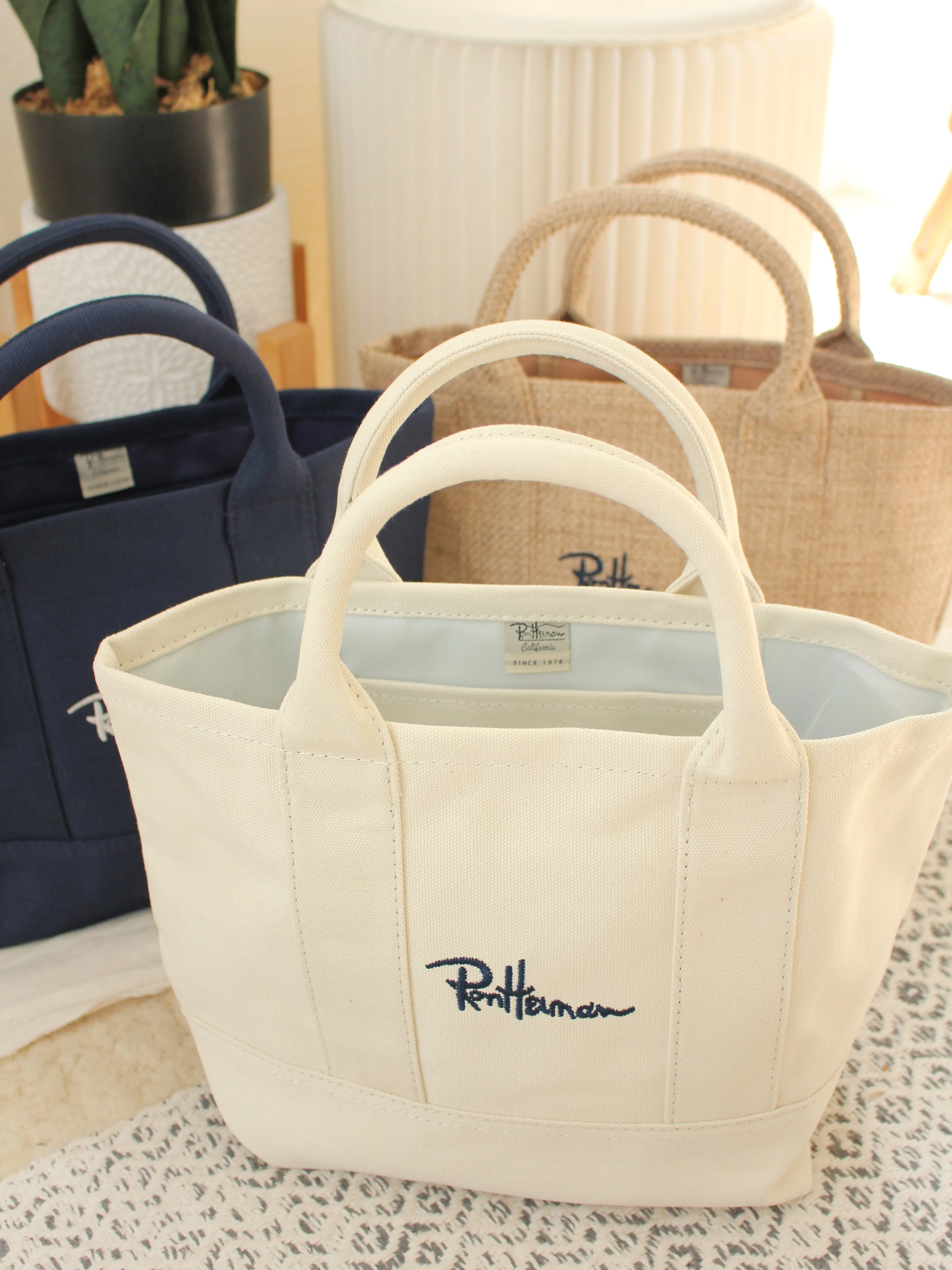 JAPAN RON HERMAN CANVAS BAG
