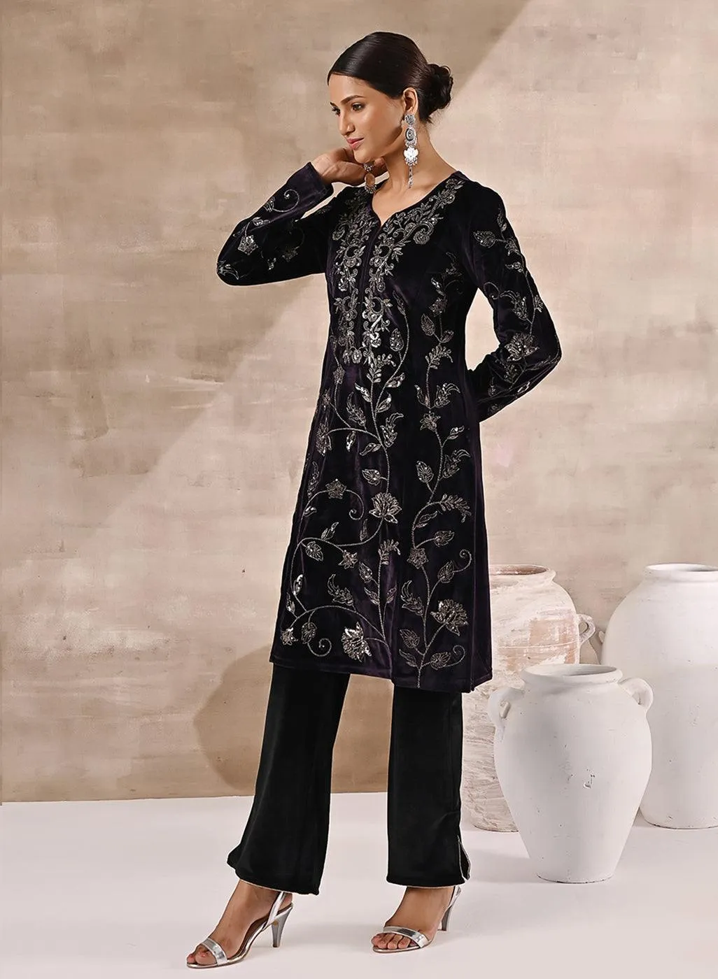 Purple Floral Velvet Kurta with Embroidery