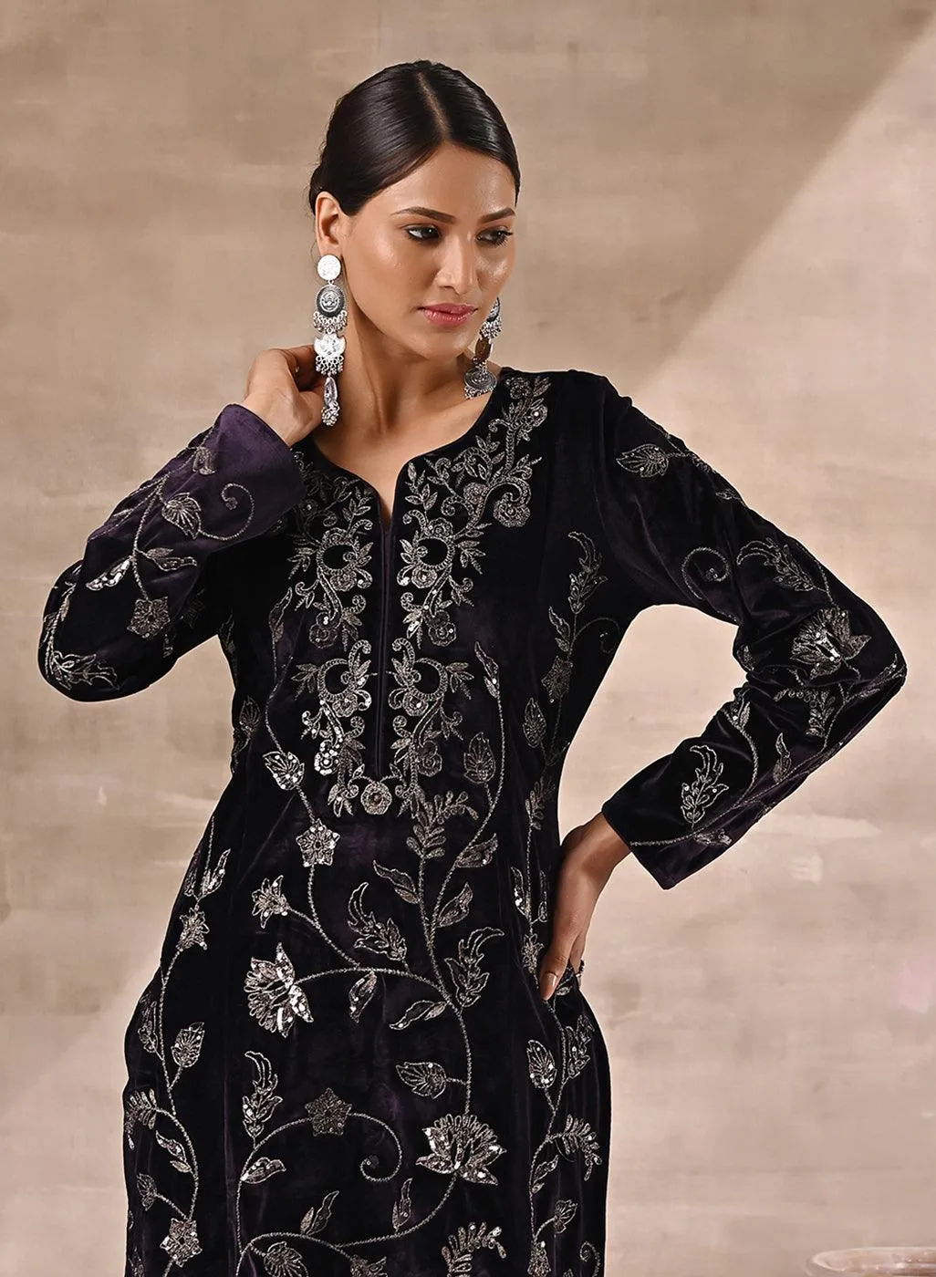 Purple Floral Velvet Kurta with Embroidery